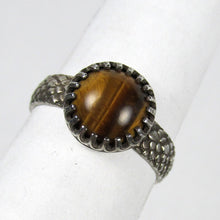Load image into Gallery viewer, Tiger&#39;s Eye Dragon Scale ring Size 6
