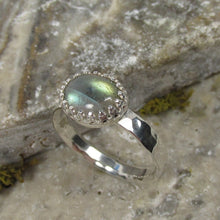 Load image into Gallery viewer, Labradorite hammered finish ring size 6
