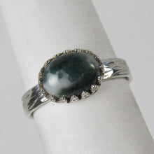 Load image into Gallery viewer, Tree Agate cabochon Twisted Bark ring  Size 6
