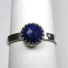 Load image into Gallery viewer, Lapis Rose-cut hammered ring size 6
