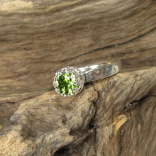 Load image into Gallery viewer, Peridot Faceted hammered finish ring size 6
